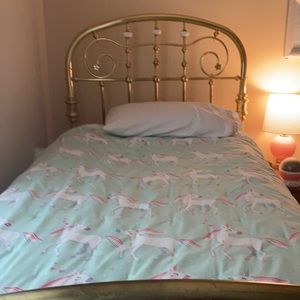 Pottery Barn Kids Twin Bedspread Quilt, Unicorn